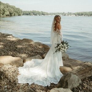 Martina Liana wedding dress style 1406 with sleeves size 10 but altered